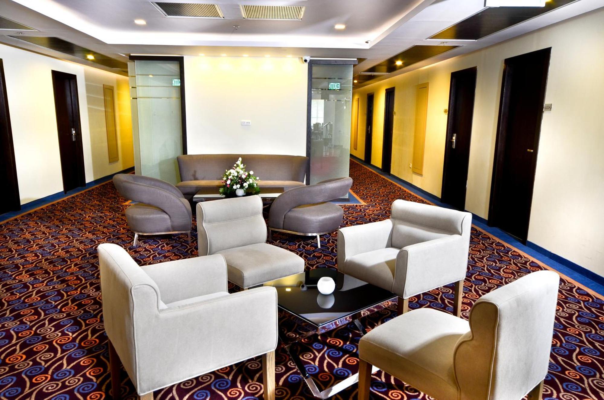 Golden Crown Old City Hotel 나사렛 외부 사진