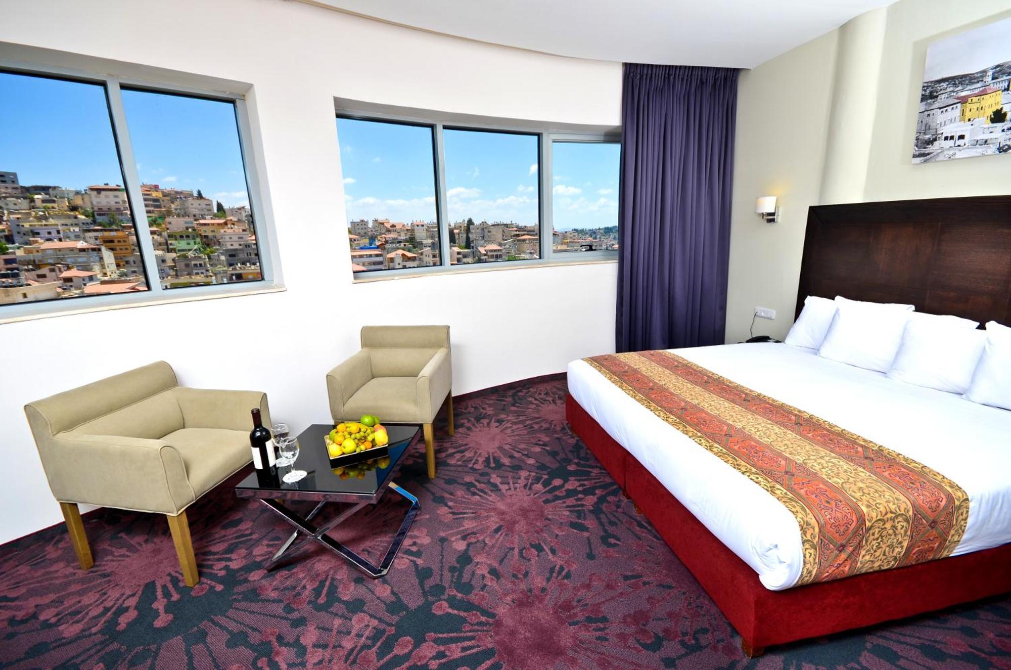 Golden Crown Old City Hotel 나사렛 외부 사진